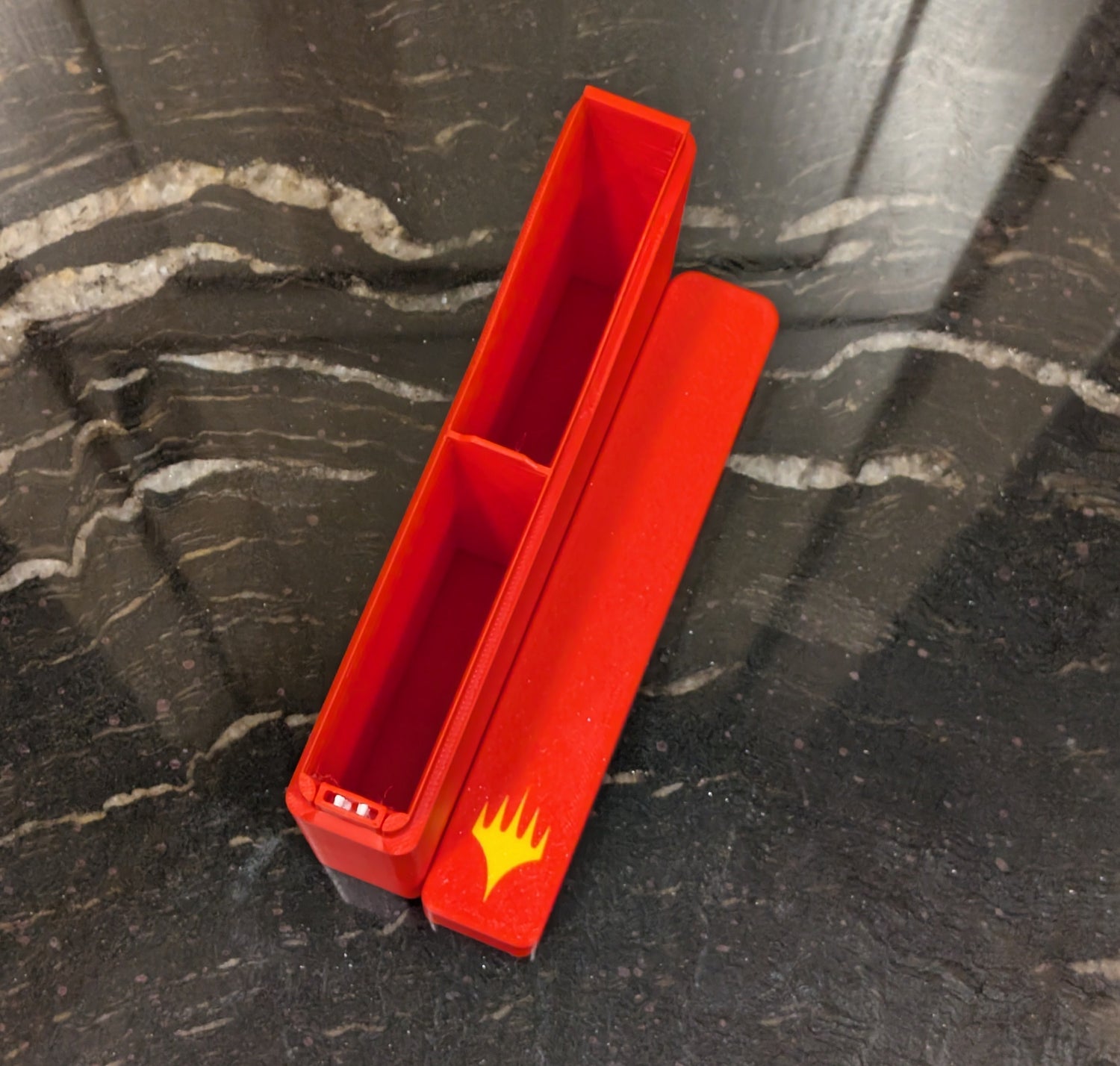 ultra_slim|Ultra-Slim deck box without dice compartment