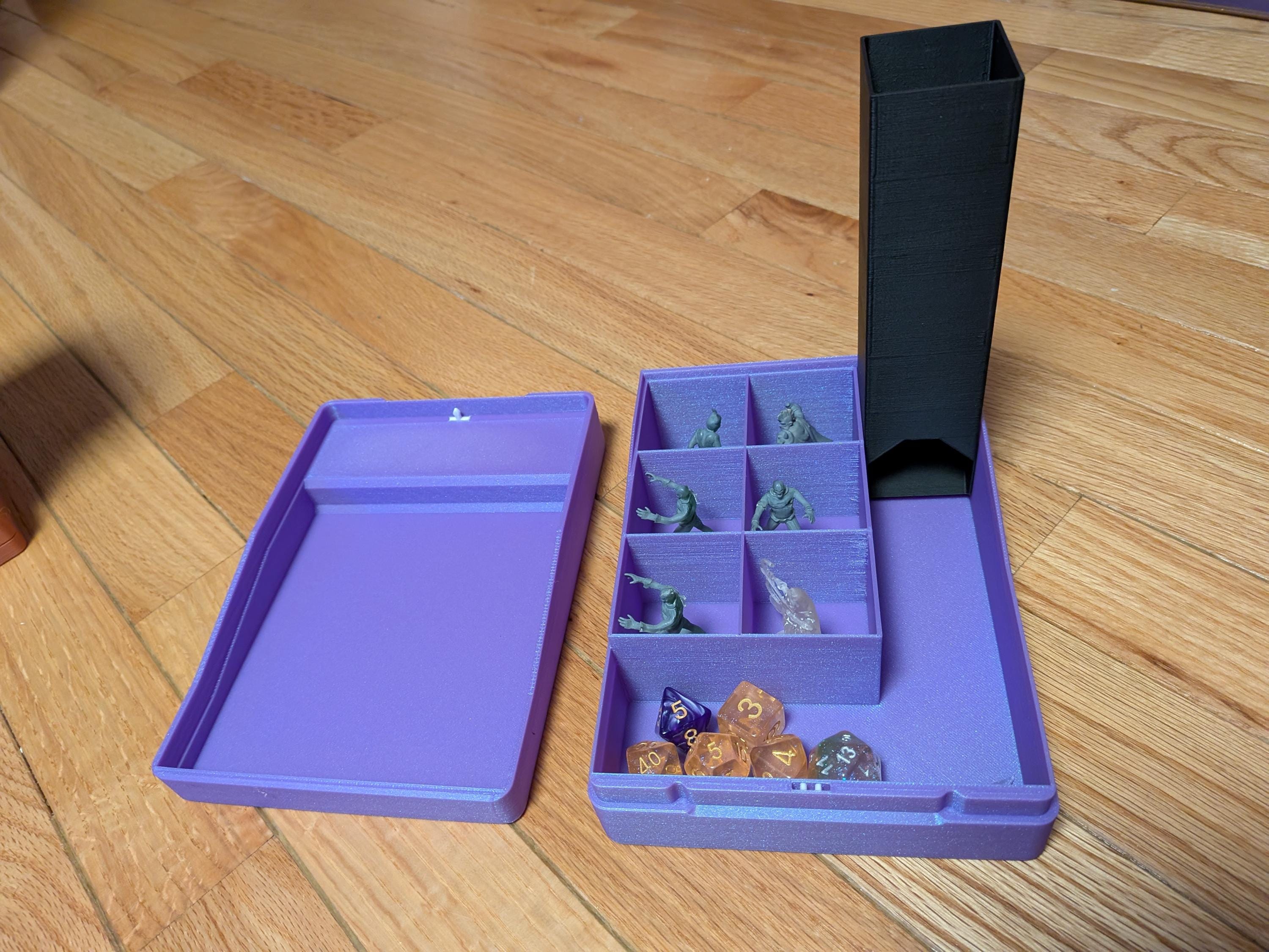 Tabletop RPG Travel Box | Dice Tower, Miniature Storage (Fits 6)